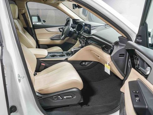 Used 2025 Acura MDX FWD w/ Technology Package image 19