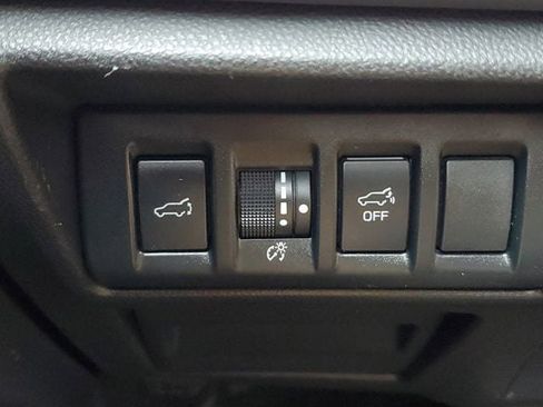 Used 2023 Subaru Outback Limited image 35