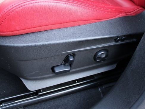 Used 2024 Alfa Romeo Stelvio Veloce image 14