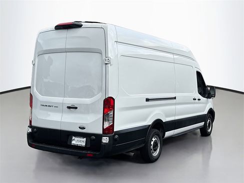 Used 2024 Ford Transit 250 148 High Roof Extended w/ Load Area Protection Package image 7