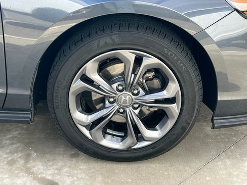 Used 2023 Honda Accord EX image 10