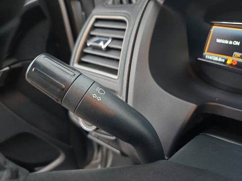 Used 2018 Ford Explorer XLT w/ Equipment Group 202A image 25