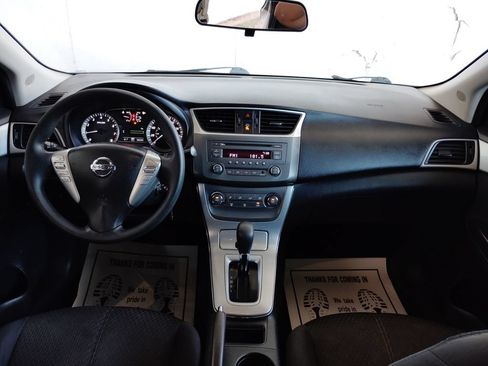 Used 2013 Nissan Sentra SR FWD image 35