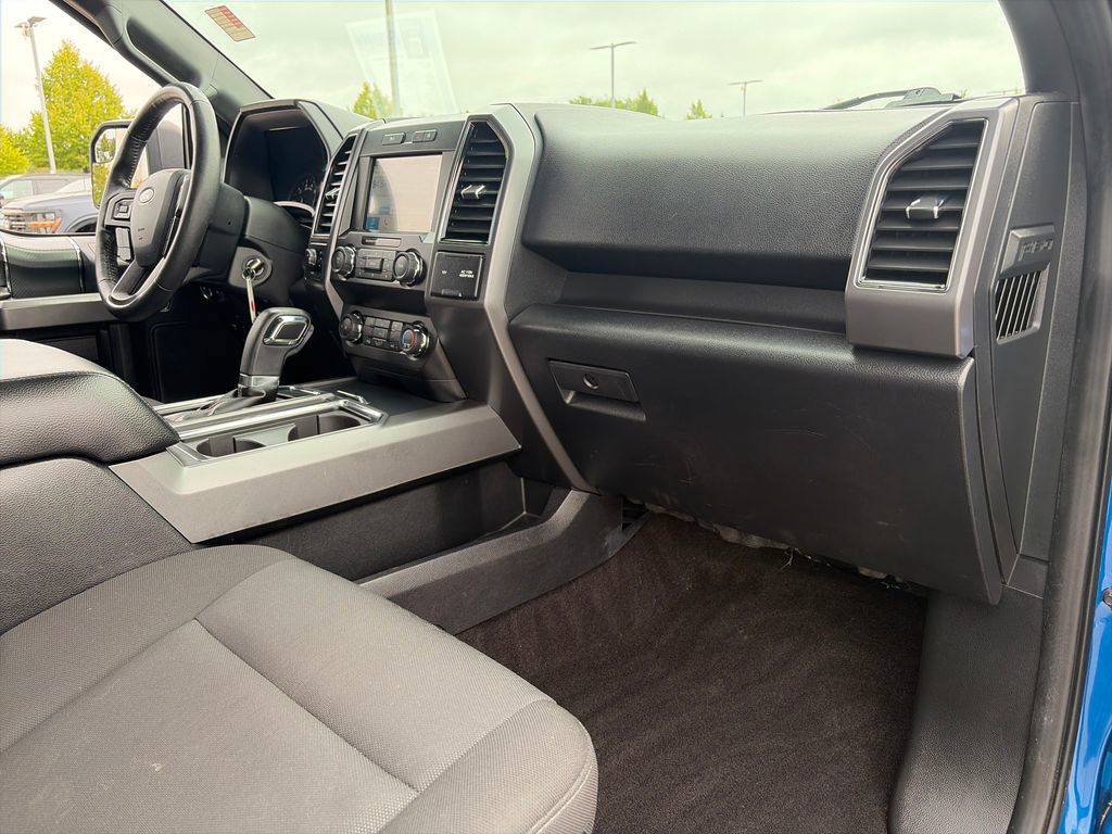 Used 2019 Ford F150 XLT w/ Equipment Group 302A Luxury AWD/4WD image 11