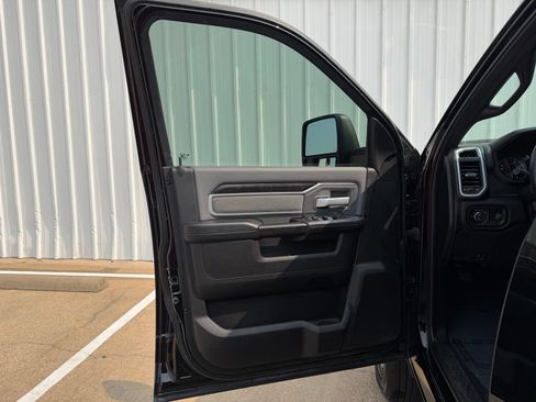 Used 2023 RAM 3500 Big Horn w/ Level 1 Equipment Group AWD/4WD image 16