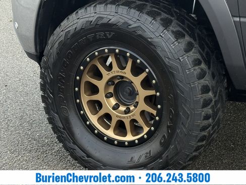 Used 2018 RAM 2500 Laramie w/ Off Road Package image 30