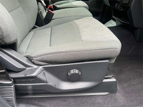 Used 2023 Ford F150 XLT image 29