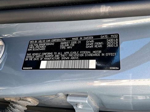 Certified 2023 Volvo XC60 B5 Ultimate image 44