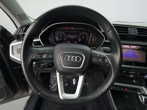 Used 2024 Audi Q3 2.0T Premium AWD/4WD image 18