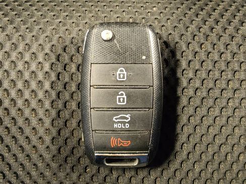 Used 2020 Kia Optima LX FWD image 32