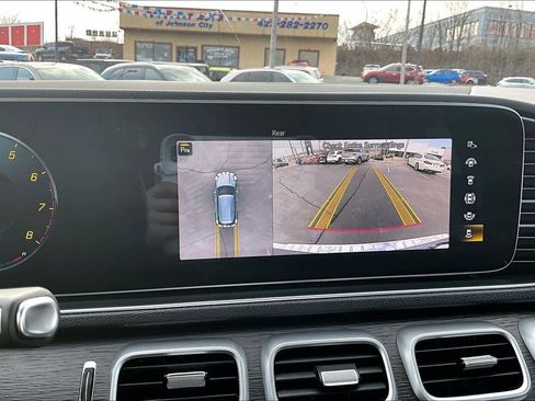 Used 2022 Mercedes-Benz GLE 350 4MATIC w/ Premium Package image 21