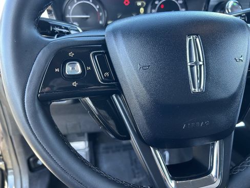 Used 2022 Lincoln Corsair FWD image 27
