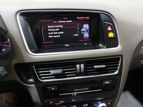 Used 2016 Audi Q5 2.0T Premium Plus w/ Technology Package image 27