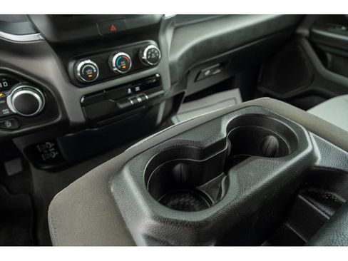 Used 2024 RAM 1500 Big Horn AWD/4WD image 23
