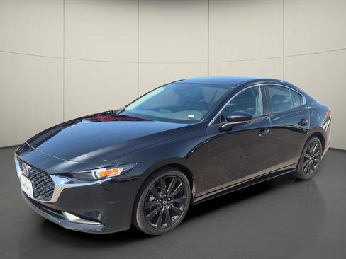 Used 2024 MAZDA MAZDA3 s FWD image 3