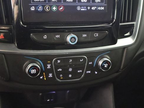 Used 2022 Chevrolet Traverse LT w/ LPO, Floor Liner Package image 48