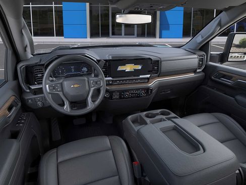 New 2026 Chevrolet Silverado 2500 LT AWD/4WD image 15