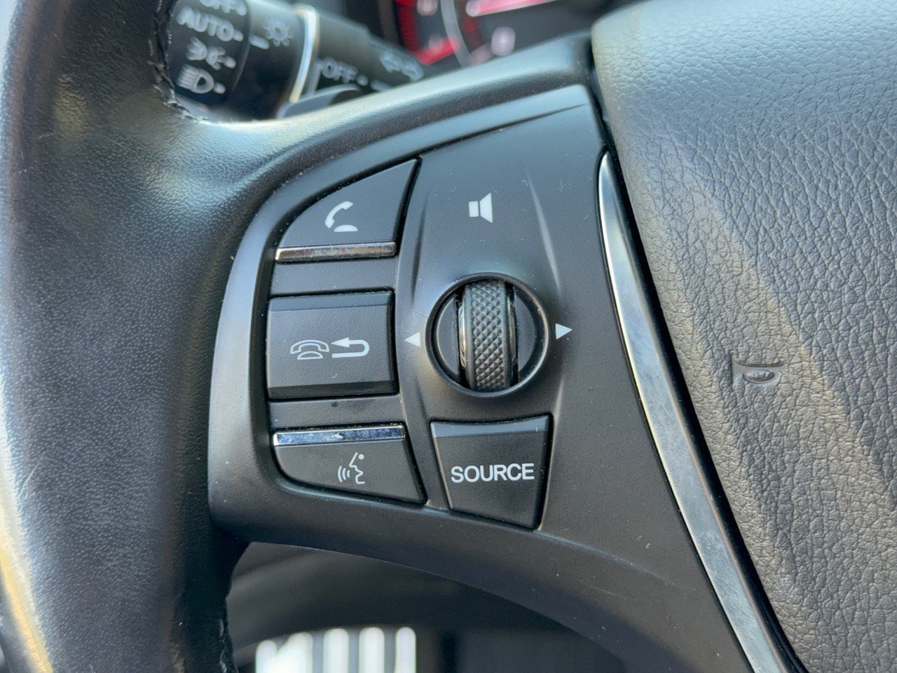Used 2018 Acura TLX w/ Technology & A-SPEC Package AWD/4WD image 18