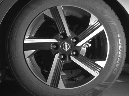 Used 2025 Nissan Sentra SV image 14