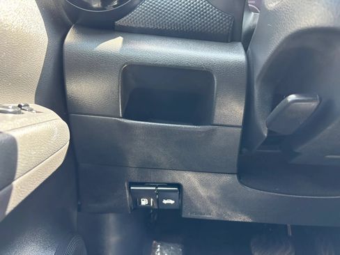 Used 2024 Nissan Kicks SV FWD image 22