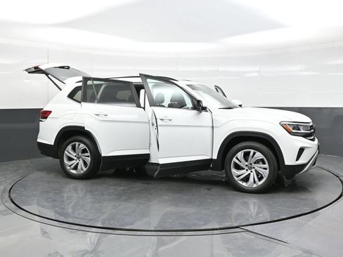 Used 2023 Volkswagen Atlas SE w/ Panoramic Sunroof Package AWD/4WD image 51