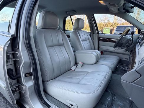 Used 2005 Mercury Grand Marquis LS image 27