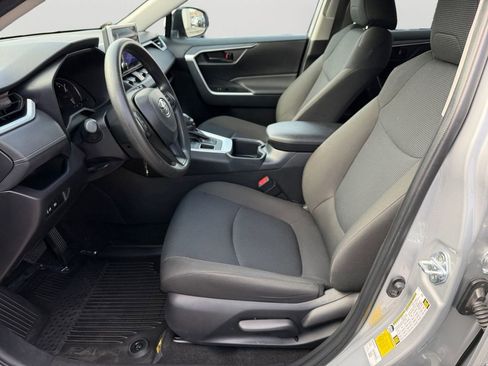 Used 2025 Toyota RAV4 LE image 23