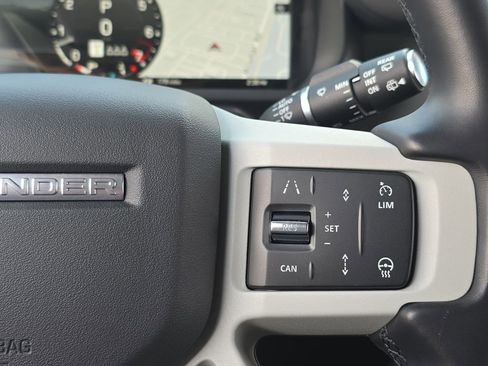 Used 2024 Land Rover Defender 110 S AWD/4WD image 18