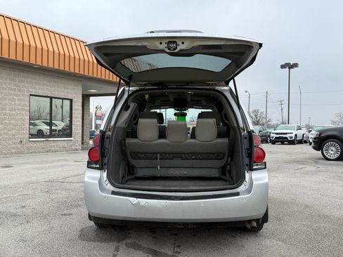 Used 2009 Nissan Quest SE w/ Seat Pkg image 39