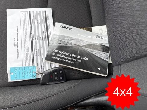 Used 2023 GMC Sierra 1500 Elevation image 14