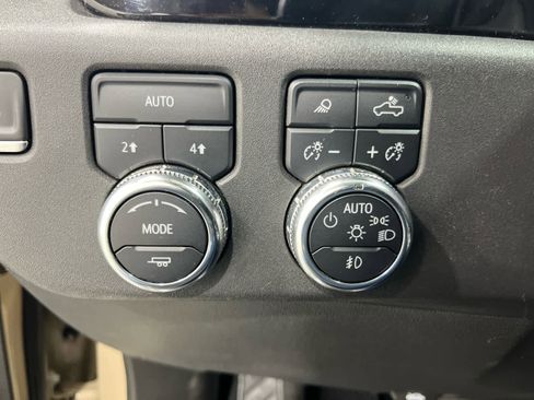 Certified 2022 GMC Sierra 1500 Elevation w/ Elevation Premium Package image 19