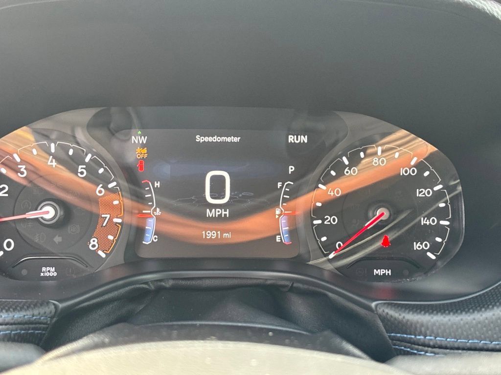 Used 2025 Jeep Compass Latitude w/ Altitude Special Edition AWD/4WD image 16
