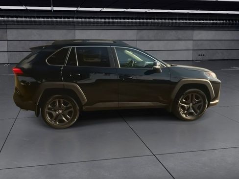 Used 2023 Toyota RAV4 Adventure w/ Convenience Package image 9