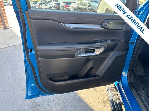 Used 2025 Ford Ranger Lariat w/ FX4 Off-Road Package AWD/4WD image 18