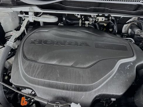 Certified 2026 Honda Odyssey EX-L image 43