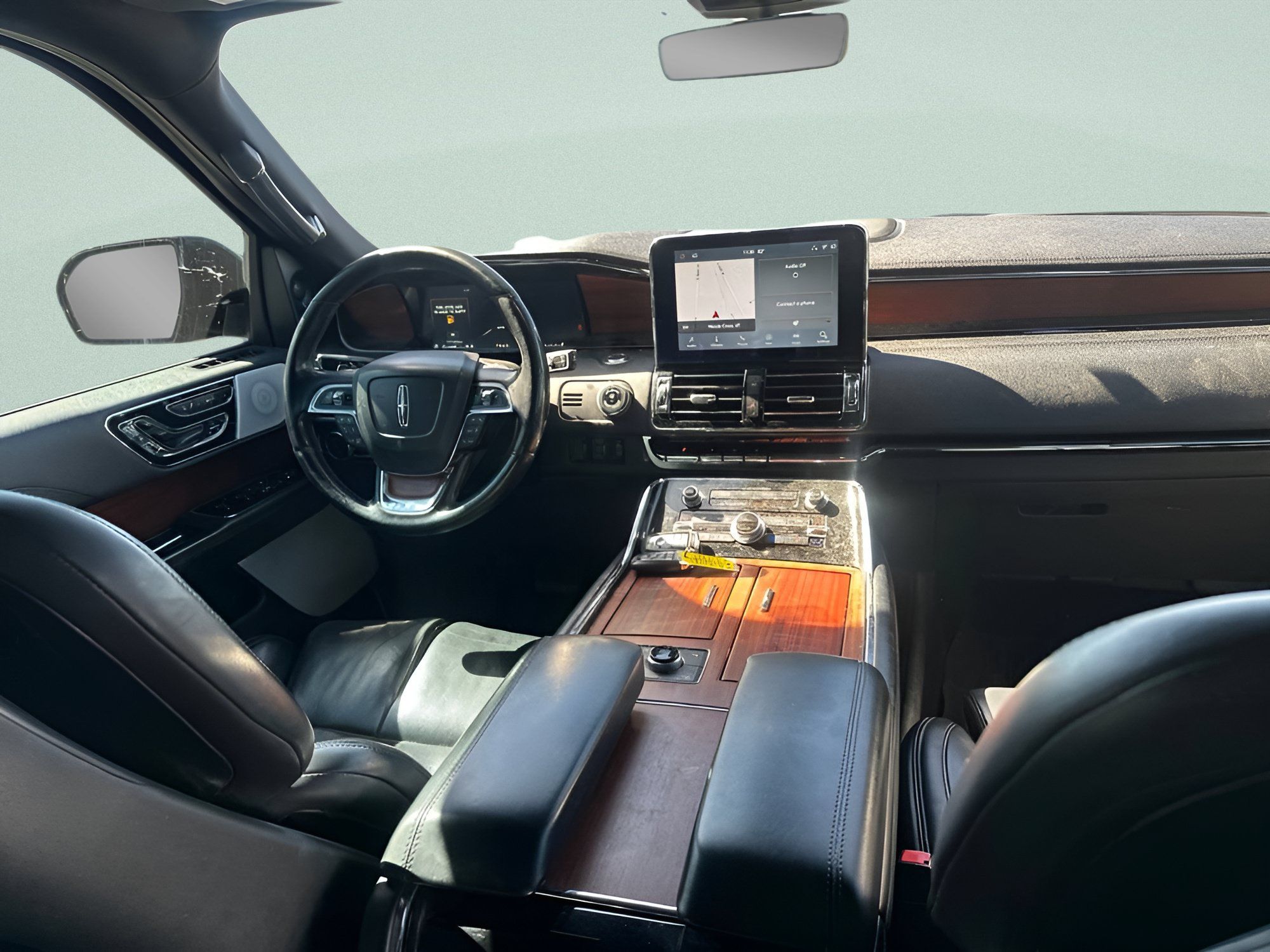 Used 2020 Lincoln Navigator L Reserve w/ Luxury Package AWD/4WD image 18