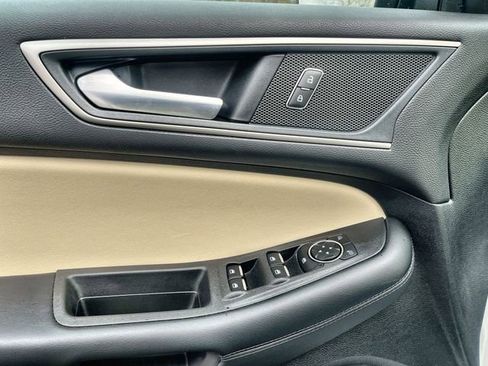 Used 2024 Ford Edge SEL w/ Convenience Package image 17