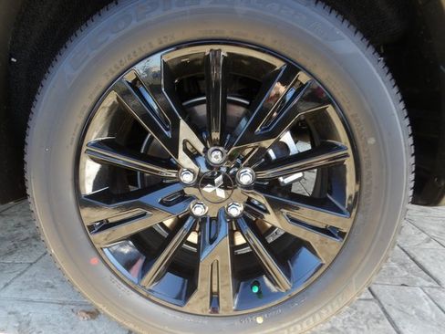 New 2026 Mitsubishi Eclipse Cross LE image 11