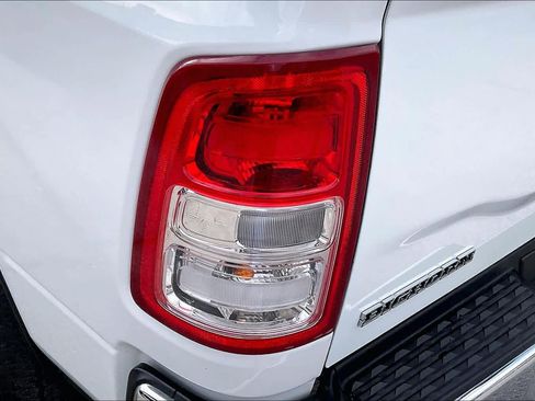 Used 2024 RAM 2500 Big Horn image 24