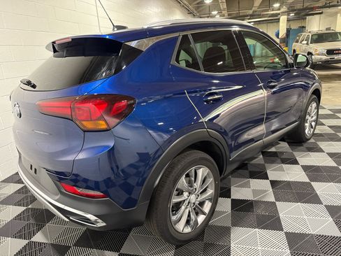 Used 2023 Buick Encore GX Essence w/ Experience Buick Package AWD/4WD image 2