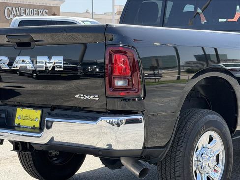 Used 2025 RAM 2500 Tradesman AWD/4WD image 10