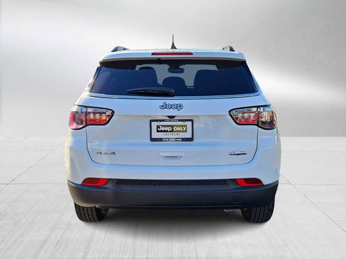 New 2026 Jeep Compass Latitude image 7