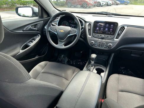 Used 2024 Chevrolet Malibu LT FWD image 10