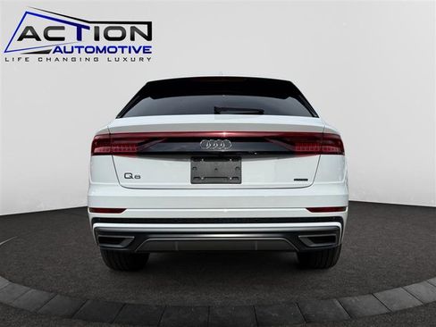 Used 2023 Audi Q8 Premium Plus w/ Premium Plus Package image 7
