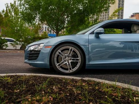 Used 2010 Audi R8 V8 AWD/4WD image 9