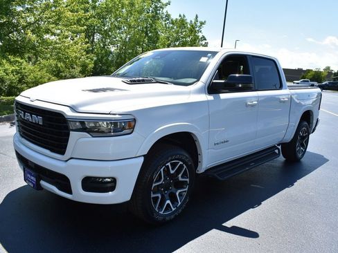 Used 2025 RAM 1500 Laramie w/ Sport Appearance Package AWD/4WD image 12