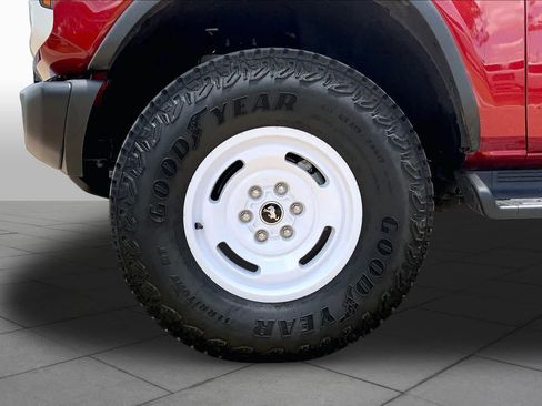 Used 2025 Ford Bronco Heritage Edition AWD/4WD image 10