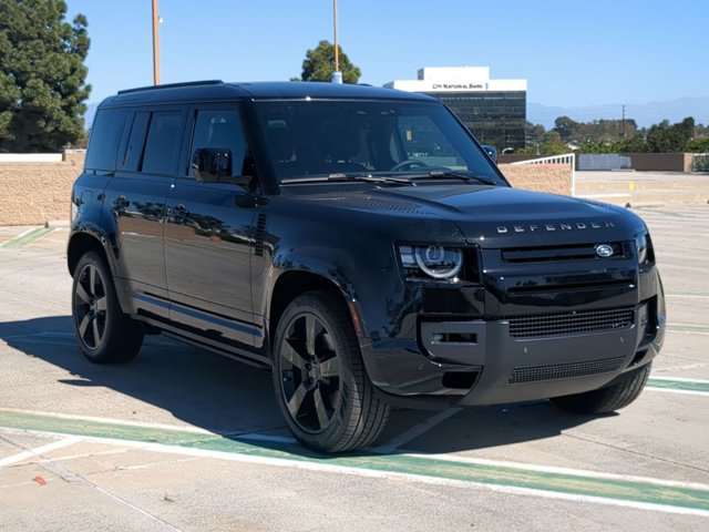 New 2026 Land Rover Defender 110 X-Dynamic SE AWD/4WD image 7