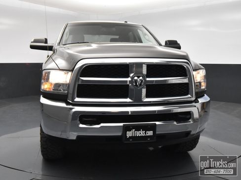 Used 2018 RAM 2500 Tradesman w/ Chrome Appearance Group AWD/4WD image 44