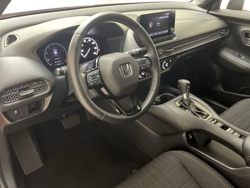 Certified 2023 Honda HR-V Sport image 2